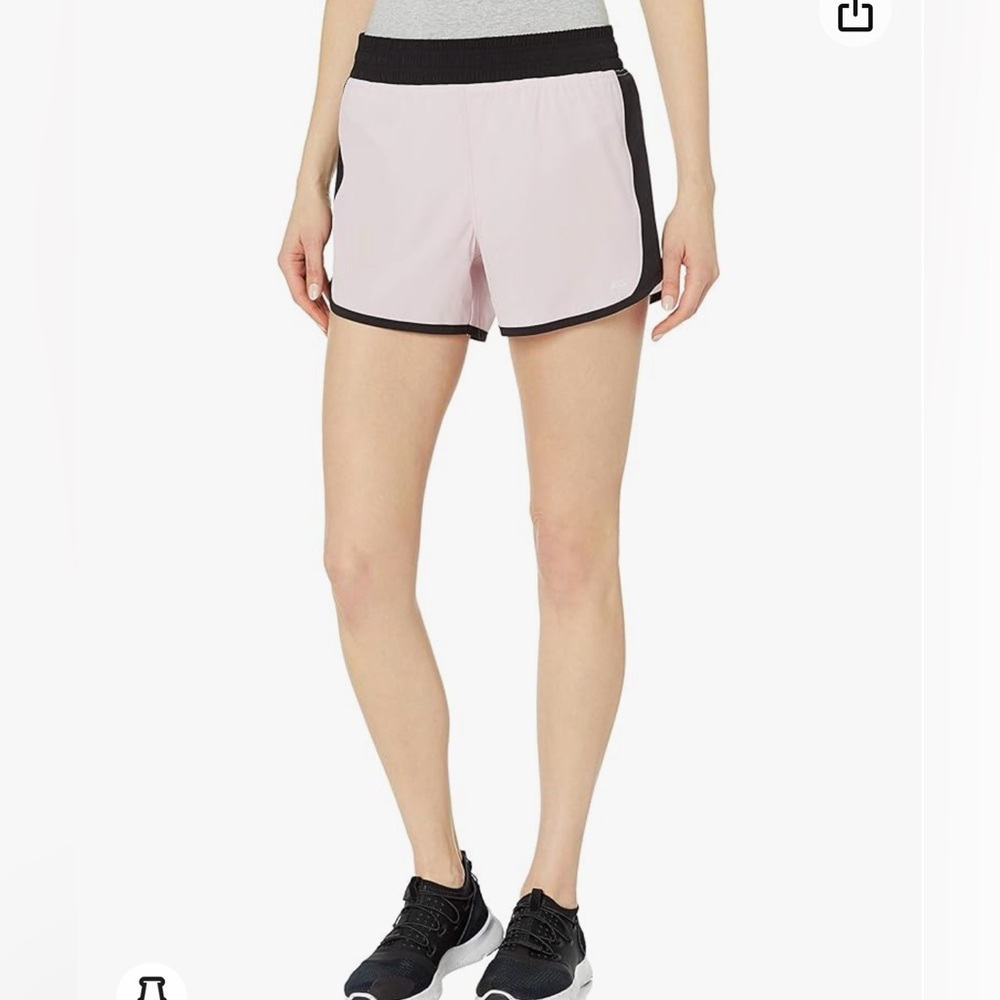 Amazon Essentials Women's 4" Stretch Woven Running Shorts